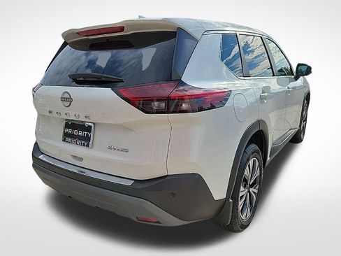 Certified 2022 Nissan Rogue SV image 5