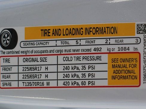 Used 2023 Chevrolet Equinox LT w/ Driver Convenience Package image 44