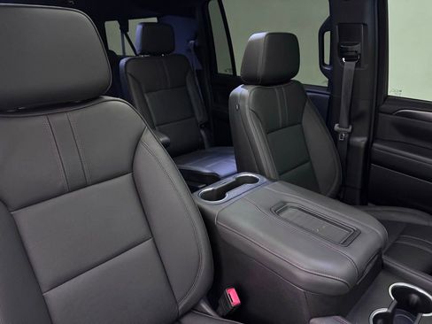 Certified 2024 Chevrolet Suburban RST w/ Luxury Package image 35