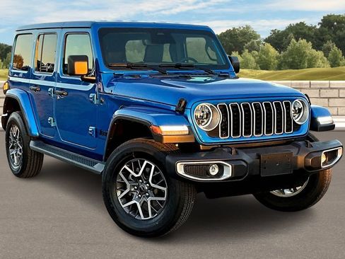 New 2026 Jeep Wrangler Unlimited Sahara AWD/4WD image 2