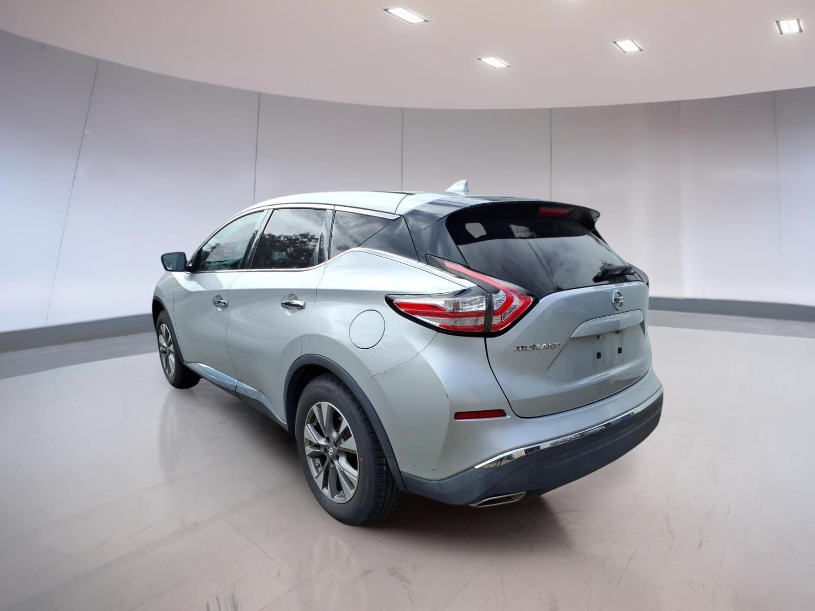 Used 2017 Nissan Murano S w/ Navigation Package AWD/4WD image 3