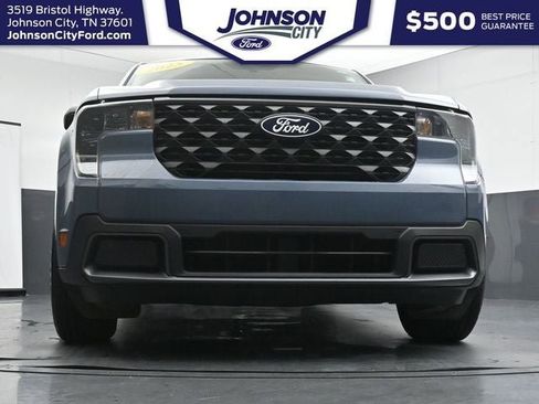 Used 2025 Ford Maverick XLT w/ Equipment Group 301A AWD/4WD image 40