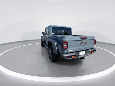 Used 2025 Jeep Gladiator Mojave w/ Convenience Group AWD/4WD image 6
