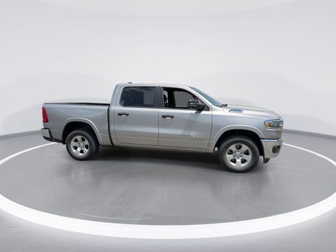 Used 2025 RAM 1500 Big Horn AWD/4WD image 9