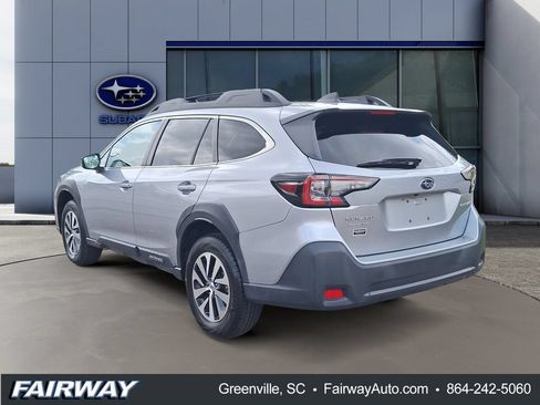 Certified 2024 Subaru Outback Premium AWD/4WD image 3
