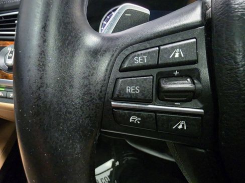 Used 2014 BMW 750i xDrive AWD/4WD image 25