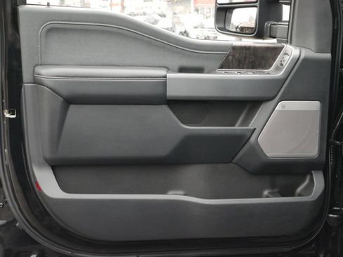 Certified 2023 Ford F350 Lariat w/ Black Appearance Package image 40