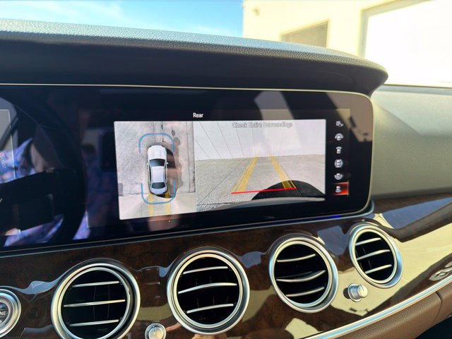 Used 2023 Mercedes-Benz E 450 4MATIC Sedan image 25