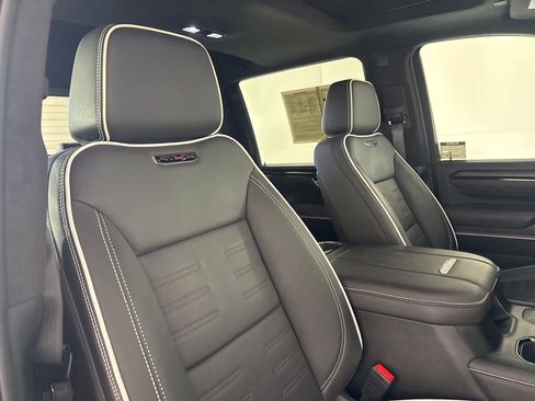 Used 2024 GMC Sierra 2500 AT4X image 27
