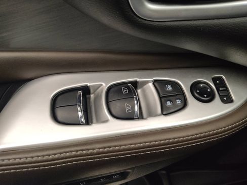Used 2015 Nissan Murano Platinum w/ Platinum Technology Package AWD/4WD image 27