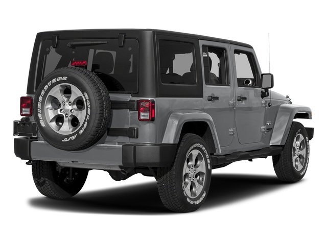Used 2017 Jeep Wrangler Unlimited Sahara w/ Connectivity Group AWD/4WD image 2
