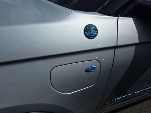 Used 2023 Jeep Grand Cherokee Trailhawk AWD/4WD image 16
