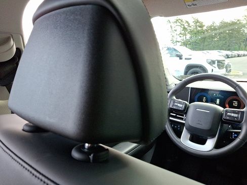 Used 2024 Hyundai Santa Fe XRT image 13