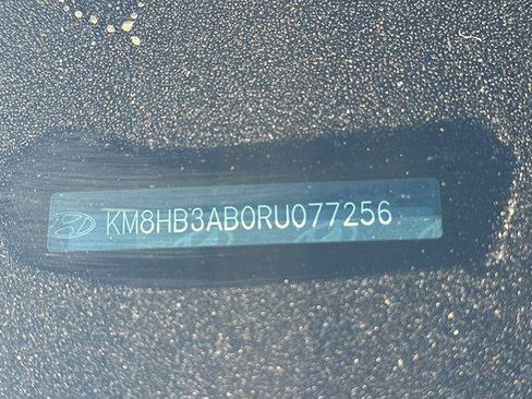 Used 2024 Hyundai Kona SEL FWD image 3