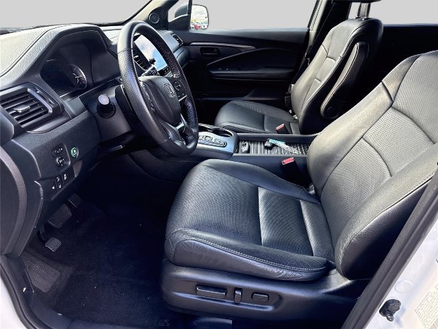 Used 2023 Honda Passport EX-L image 9