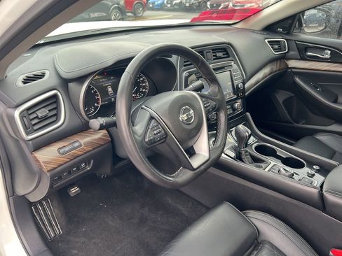 Certified 2018 Nissan Maxima Platinum image 6