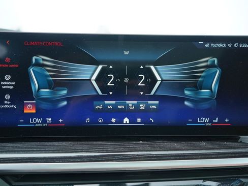 New 2026 BMW X7 xDrive40i w/ M Sport Package image 16