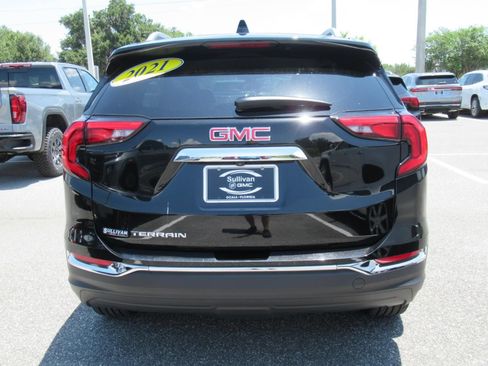 Used 2021 GMC Terrain SLT w/ Infotainment Package II FWD image 6