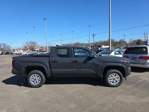 New 2026 Toyota Tacoma SR5 image 3