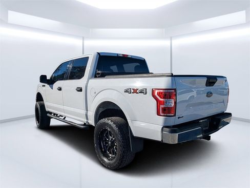 Used 2019 Ford F150 XLT w/ Trailer Tow Package image 5