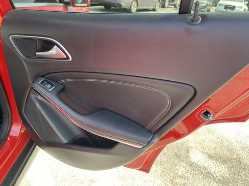 Used 2020 Mercedes-Benz GLA 250 image 17