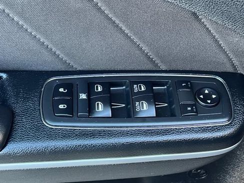 Used 2020 Dodge Charger R/T RWD image 12