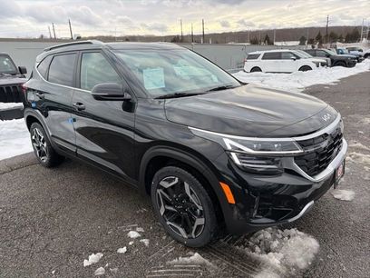 New 2026 Kia Seltos SX w/ SX Sunroof Package