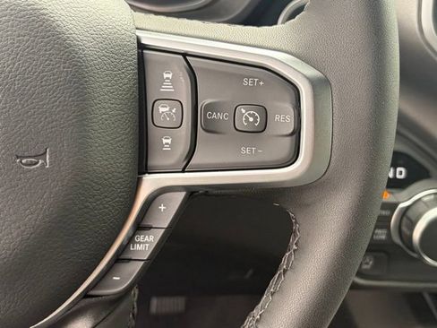New 2026 RAM 1500 4x4 Crew Cab image 18