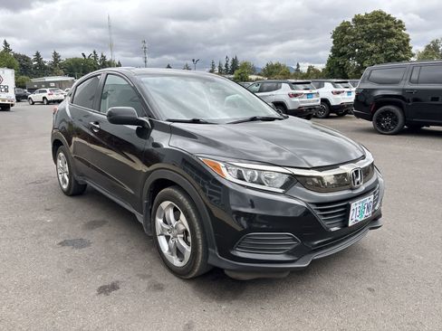Used 2019 Honda HR-V LX image 6