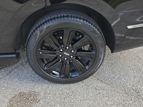 Used 2023 Lincoln Navigator Reserve AWD/4WD image 29