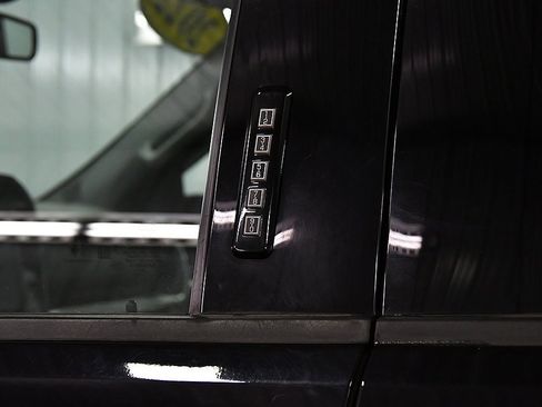 Used 2022 Ford F150 XLT w/ Equipment Group 302A High image 17