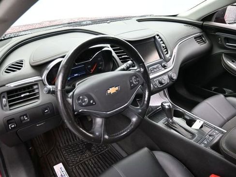 Used 2019 Chevrolet Impala LT w/ LT Convenience Package FWD image 24