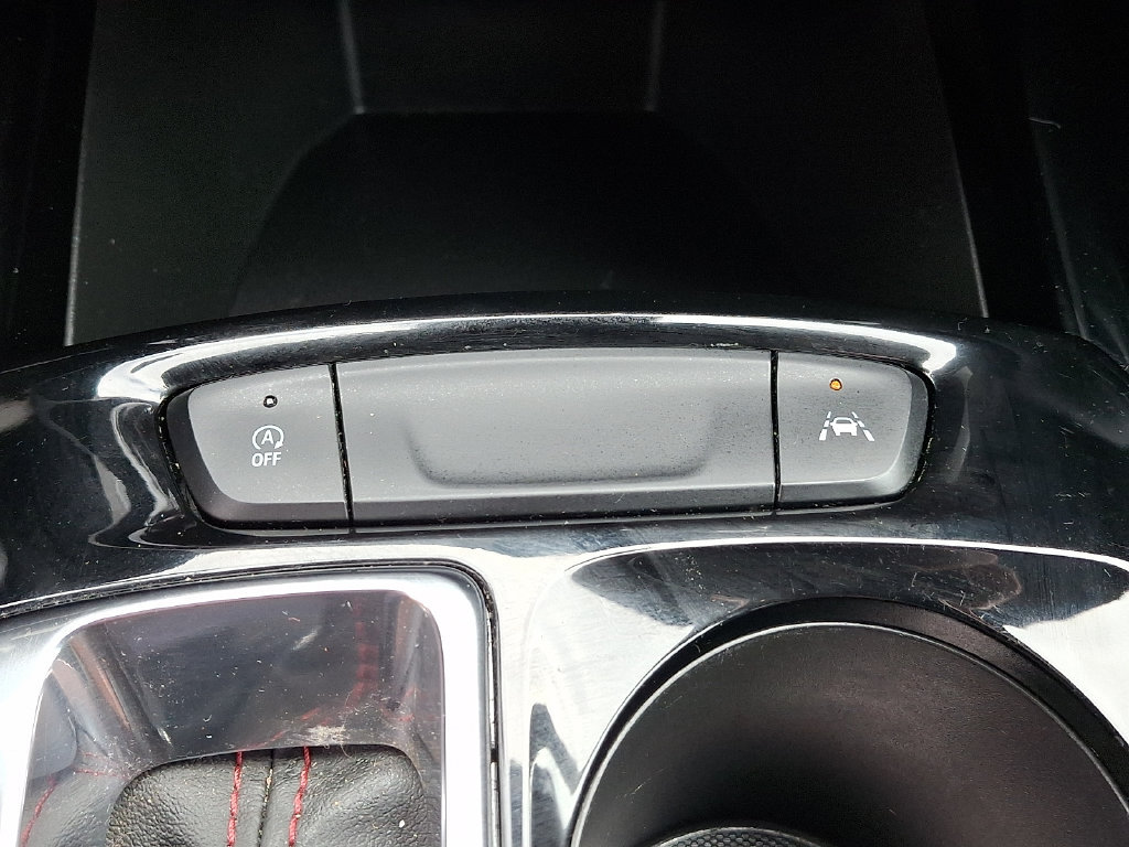 Used 2024 Chevrolet Trax RS w/ Driver Confidence Package FWD image 24