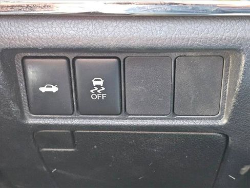 Used 2014 Toyota Avalon XLE FWD image 7