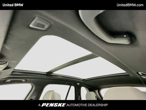Used 2024 BMW X5 sDrive40i w/ Premium Package RWD image 12