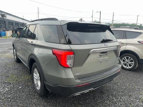 Used 2020 Ford Explorer XLT w/ Equipment Group 202A AWD/4WD image 5