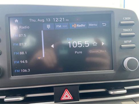 Used 2026 Hyundai Elantra Sport FWD image 31