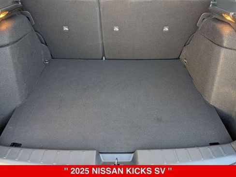 Certified 2025 Nissan Kicks SV AWD/4WD image 32
