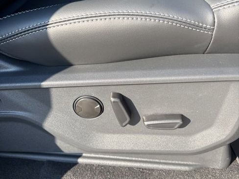 New 2025 Ford Expedition Platinum w/ Stealth Performance Package image 36