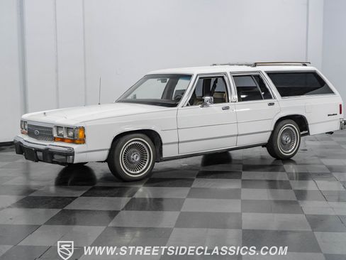 Used 1990 Ford LTD Crown Victoria image 5