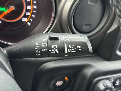 Used 2022 Jeep Wrangler Unlimited Sport AWD/4WD image 23