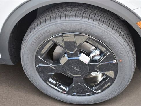 New 2026 Kia Sportage X-Line w/ X-Line Premium Package image 11