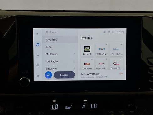 Used 2025 Toyota Camry LE image 27