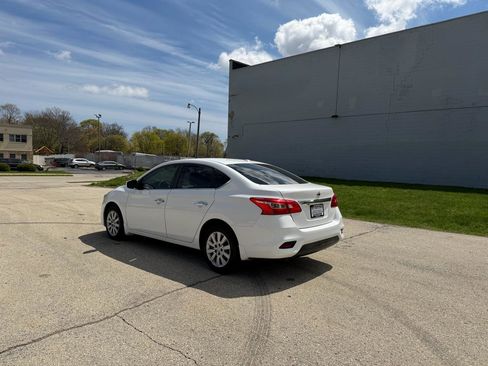 Used 2017 Nissan Sentra SV image 5