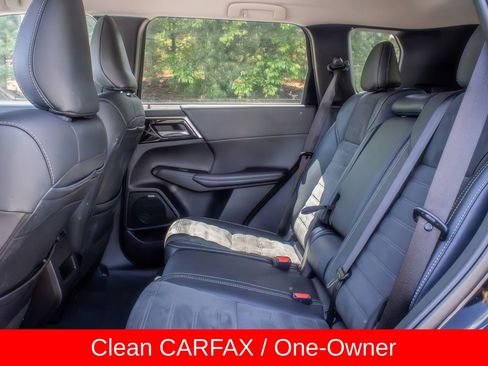 Used 2025 Mitsubishi Outlander SE AWD/4WD image 12