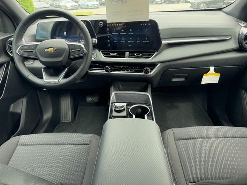 New 2026 Chevrolet Equinox LT FWD image 27