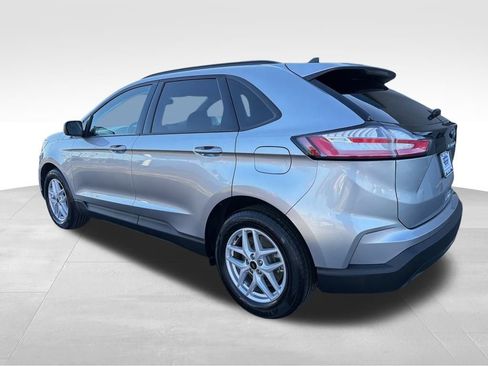 Used 2023 Ford Edge SE image 8