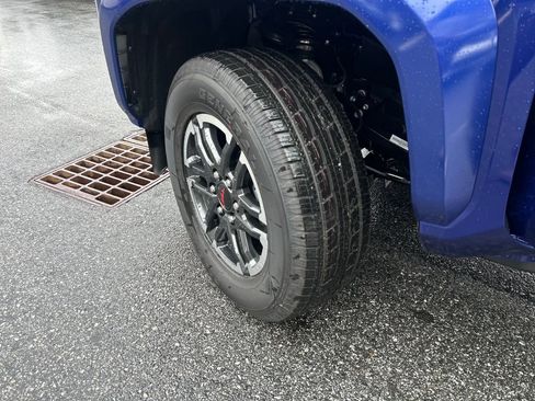 New 2025 Toyota Tacoma TRD Sport image 25