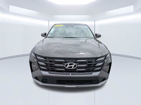 Certified 2026 Hyundai Tucson SE FWD image 9