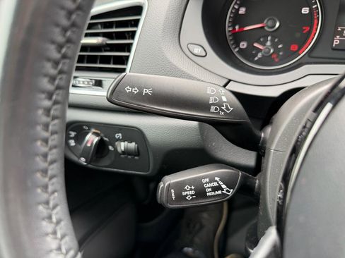 Used 2018 Audi Q3 2.0T Premium AWD/4WD image 27